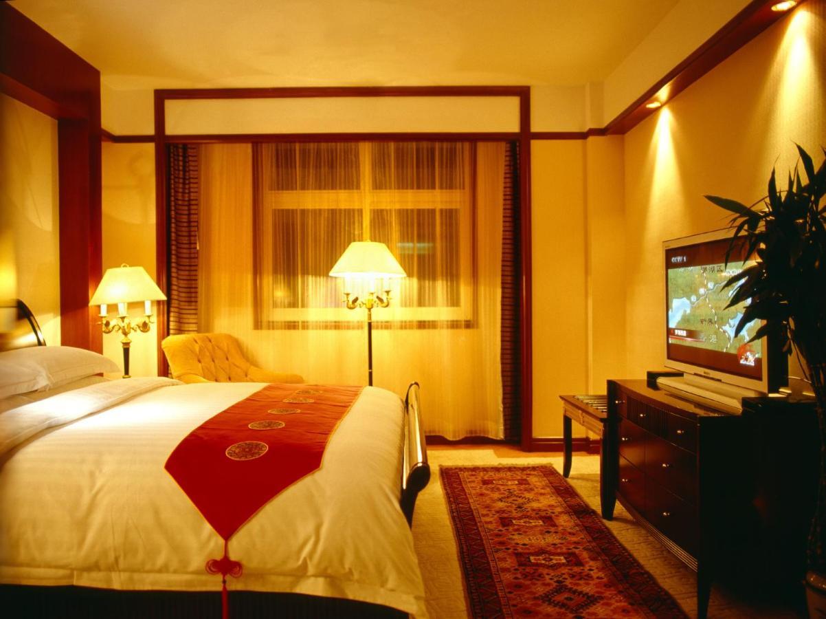 Royal International Hotel Urumqi Habitación foto